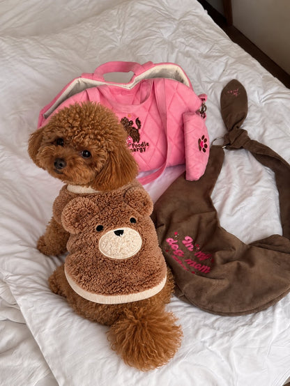 The Little Bear Vest — perro con la prenda (Marrón)